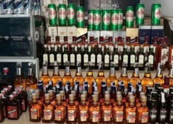 ಮದ್ಯಪಾನ ಆರೋಗ್ಯಕ್ಕೆ ಹಾನಿಕಾರಕ (ಸಾಂದರ್ಭಿಕ ಚಿತ್ರ)