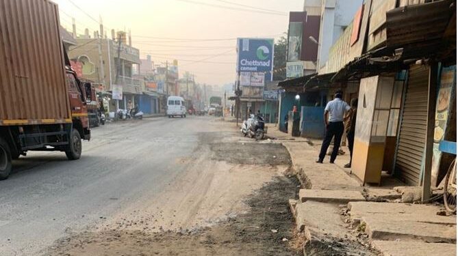 ಎಲಿವೇಟೆಡ್ ಕಾರಿಡಾರ್ ಯೋಜನೆ ಕೈಗೊಳ್ಳಲಿರುವ ವರ್ತೂರು ಮುಖ್ಯರಸ್ತೆಯ ದೃಶ್ಯ