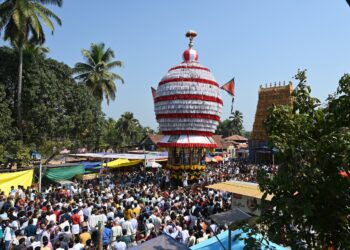 ಉಡುಪಿ ಜಿಲ್ಲೆಯ ಸಾಲಿಗ್ರಾಮದಲ್ಲಿ ಶ್ರೀ ಗುರುನರಸಿಂಹ ವಾರ್ಷಿಕ ರಥೋತ್ಸವದ ಪಕ್ಷಿನೋಟ