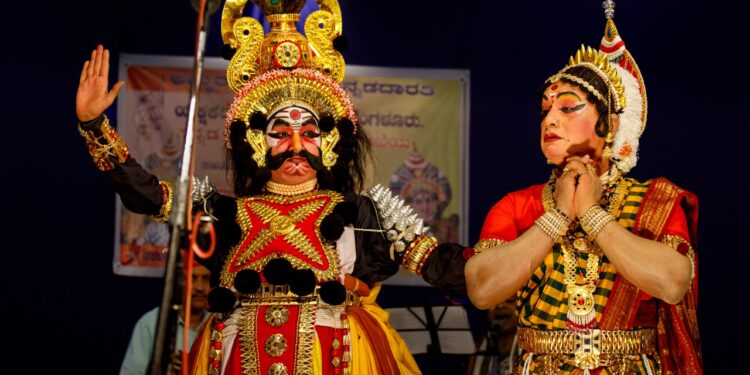 ಯಕ್ಷಗಾನ ಪ್ರದರ್ಶನದ ಸಾಂದರ್ಭಿಕ ಚಿತ್ರ
