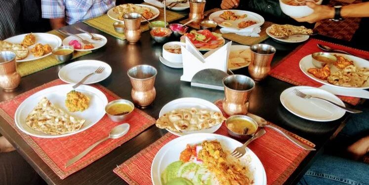 ಹೋಟೆಲ್ ನಲ್ಲಿ ಆಹಾರದ ಸಾಂದರ್ಭಿಕ ಚಿತ್ರ (ಚಿತ್ರಕೃಪೆ : ಚೈತನ್ಯ ಕೃಷ್ಣ/ಗೆಟ್ಟಿ ಇಮೇಜಸ್)