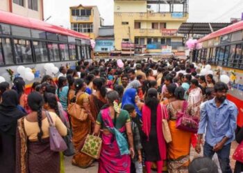 ಬಸ್ ನಿಲ್ದಾಣದ ಸಾಂದರ್ಭಿಕ ಚಿತ್ರ