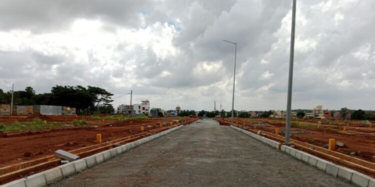 ಡಾ.ಕೆ.ಶಿವರಾಮ ಕಾರಂತ ಬಡಾವಣೆಯ ಬ್ಲಾಕ್ ವೊಂದರ ಸಾಂದರ್ಭಿಕ ಚಿತ್ರ.