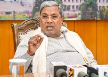 ಮಾಧ್ಯಮಗೋಷ್ಠಿಯಲ್ಲಿ ಮಾತನಾಡುತ್ತಿರುವ ಮುಖ್ಯಮಂತ್ರಿ ಸಿದ್ದರಾಮಯ್ಯ.